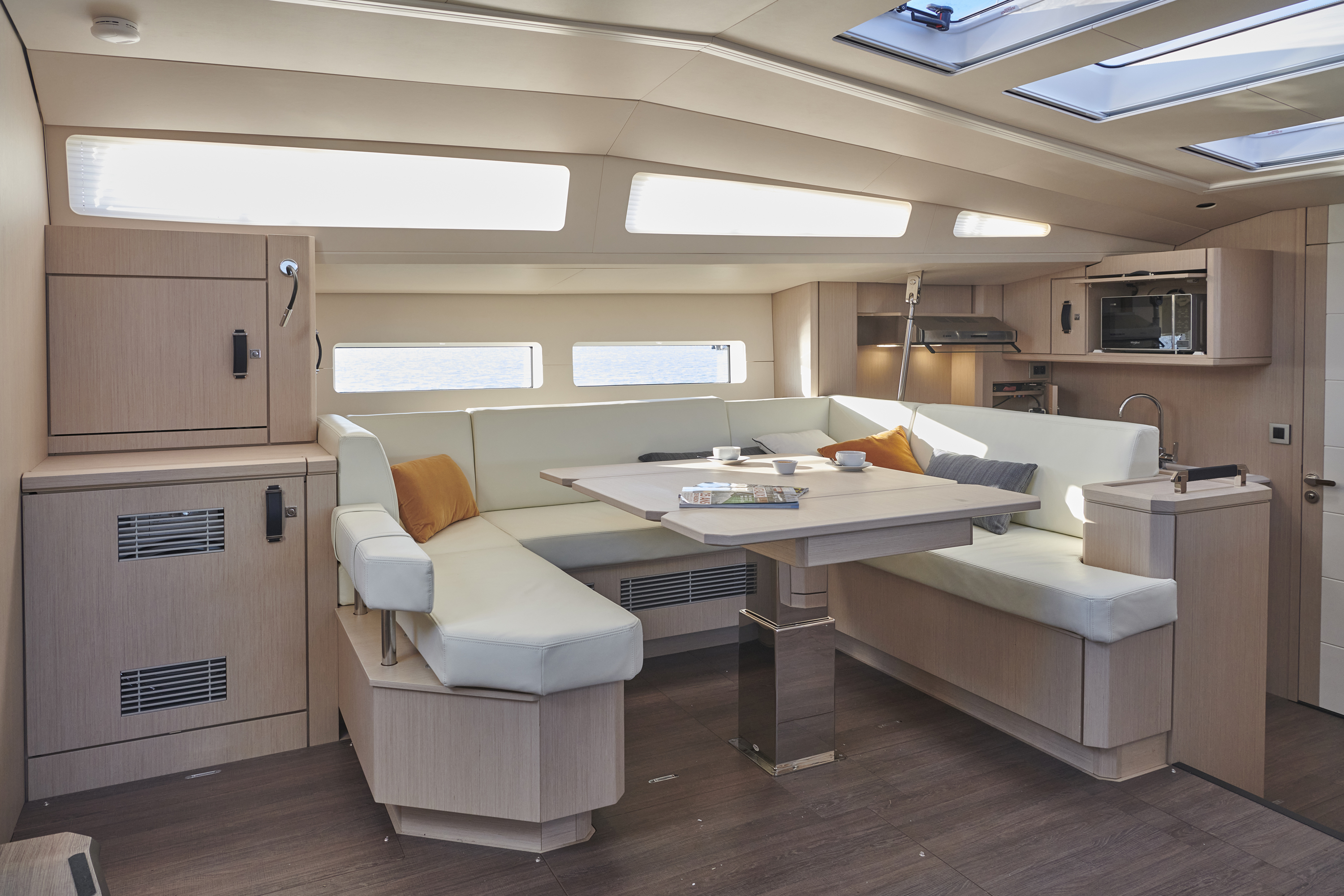 Jeanneau 60