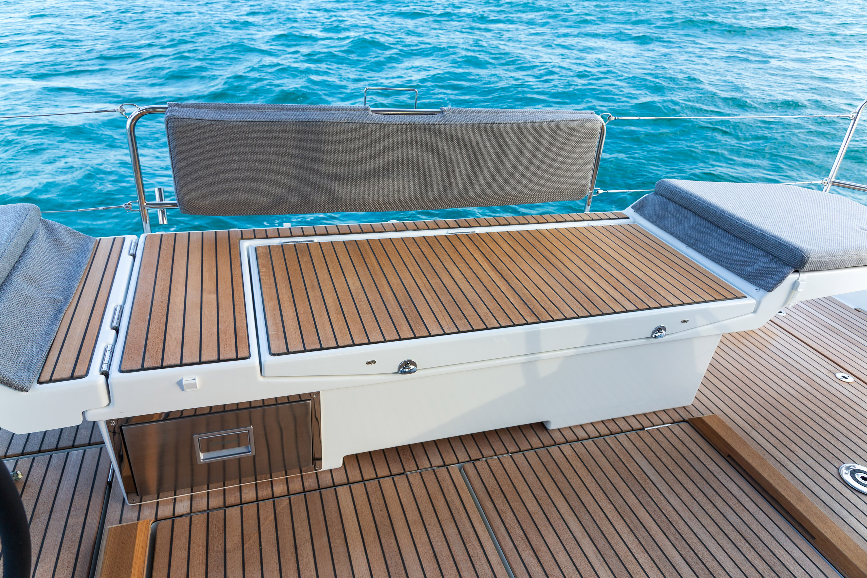 Jeanneau Yachts 60