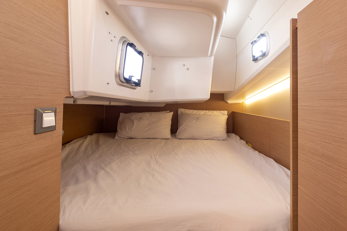 Sun Odyssey 380 1