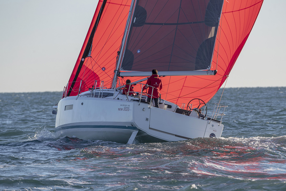 Sun Odyssey 380 1