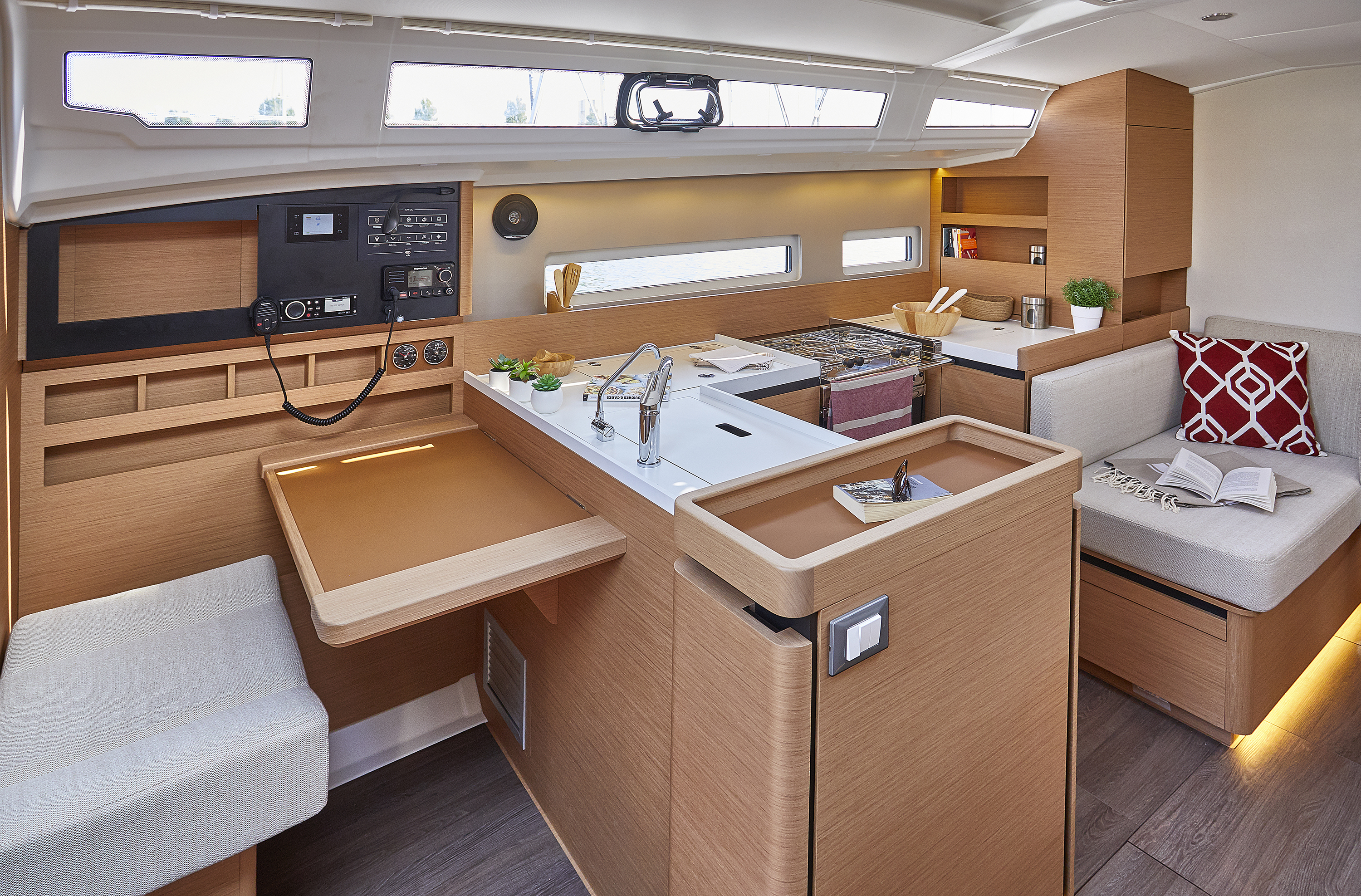 Sun Odyssey 410 10