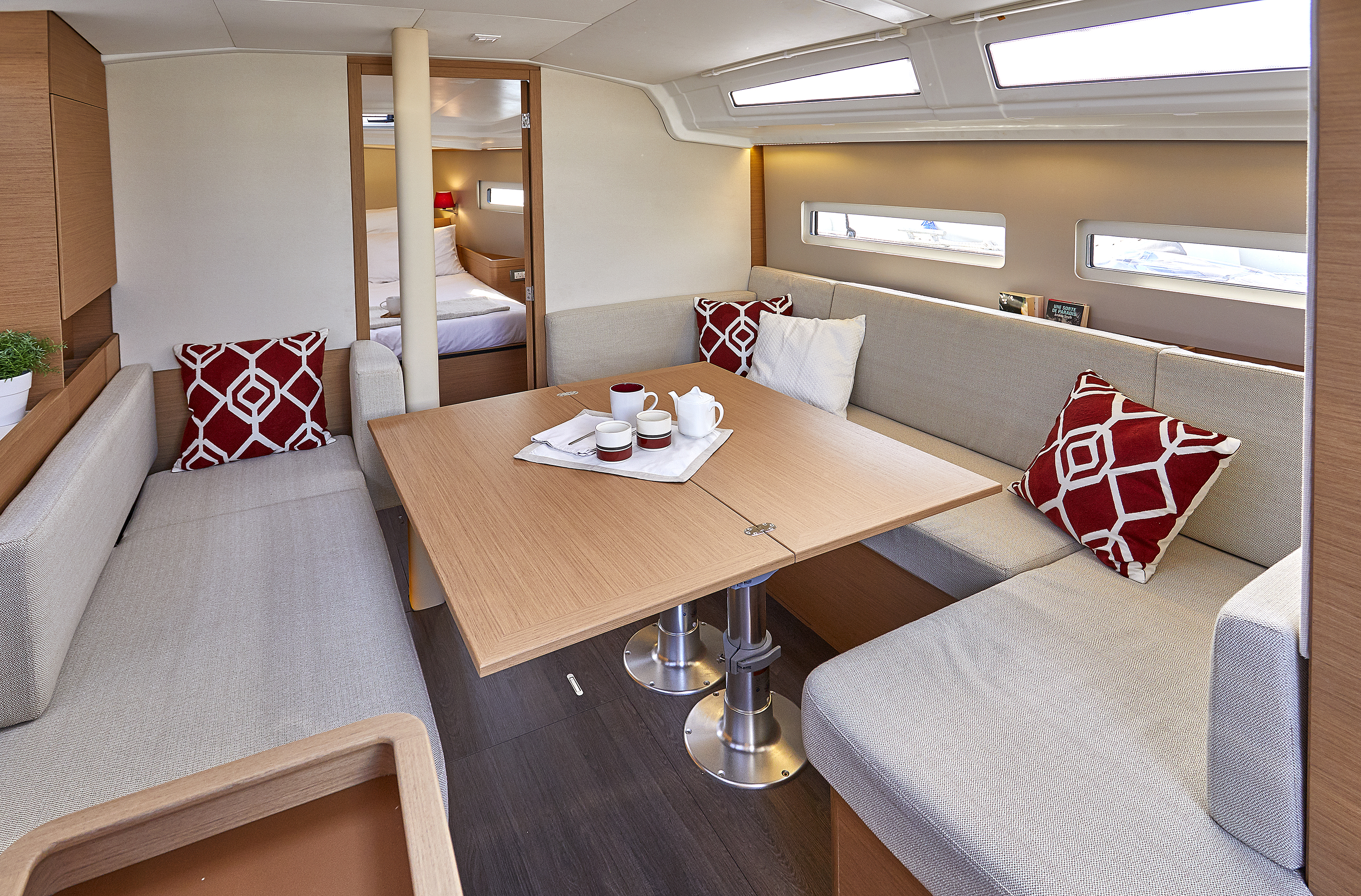 Sun Odyssey 410 10