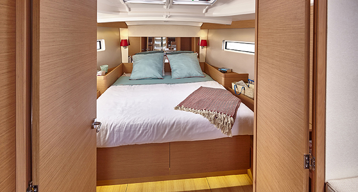 Jeanneau Sun Odyssey 440 Interior